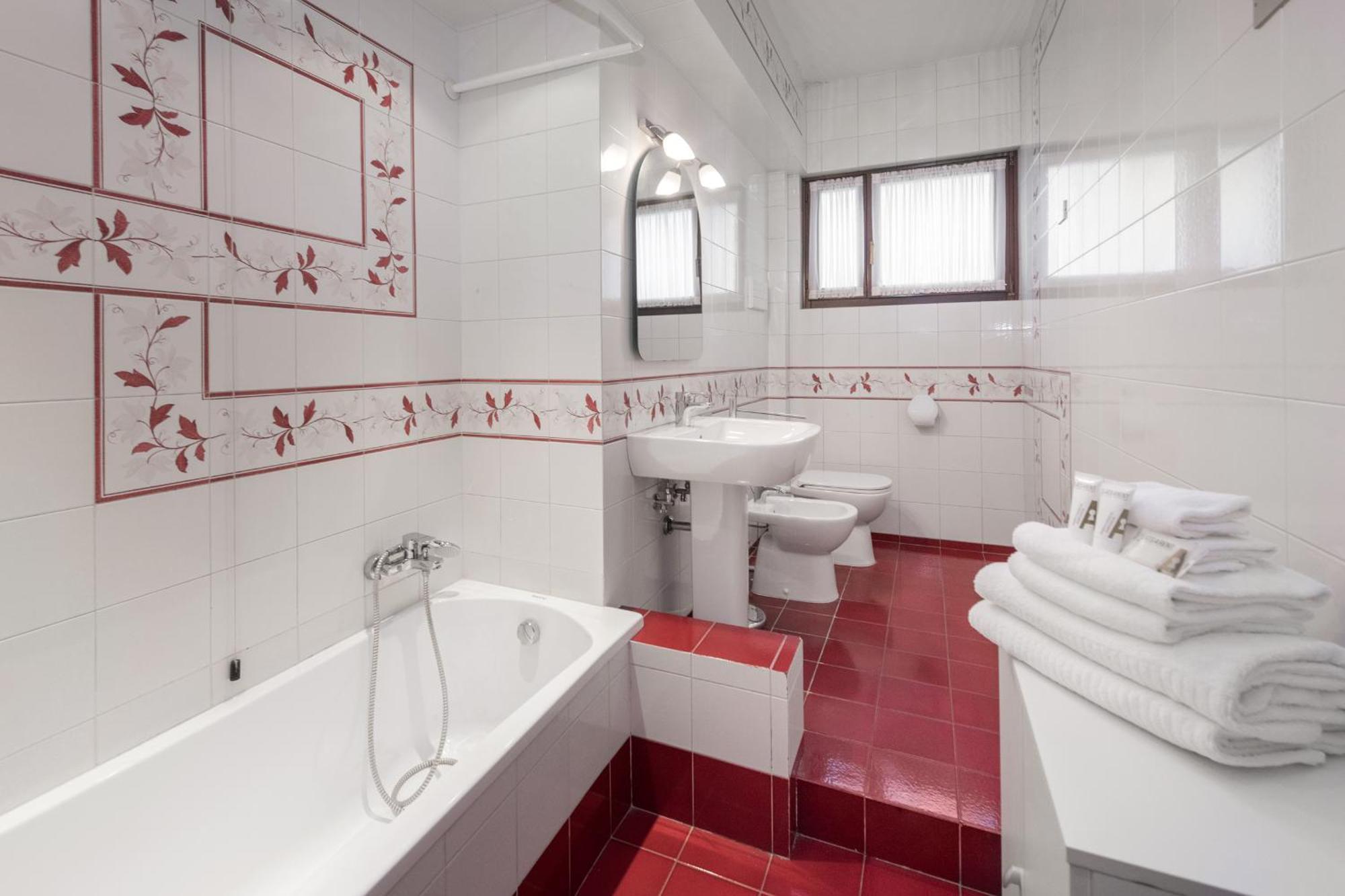 Flats4Rent Lucia Apartment Верона Екстериор снимка